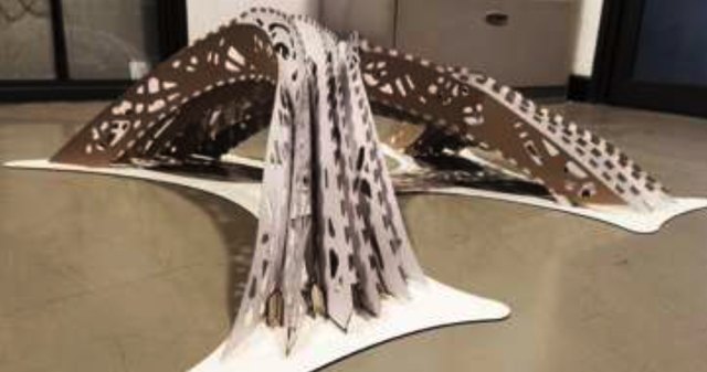 Topology Reconstruction of a Discontinuous B-rep Geometry by using Form Finding Method